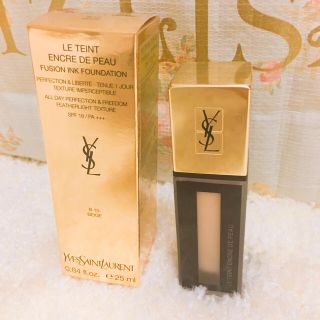 イヴサンローランボーテ(Yves Saint Laurent Beaute)のイヴサンローラン リキッドファンデーション B10(ファンデーション)