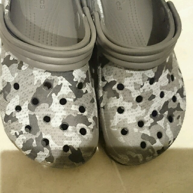 crocs(クロックス)のみき様専用商品  クロックス キッズ/ベビー/マタニティのキッズ靴/シューズ(15cm~)(サンダル)の商品写真