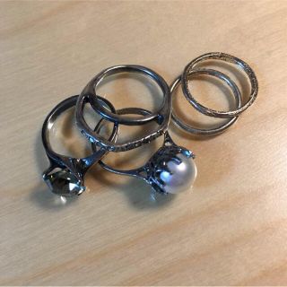 イオッセリアーニ(IOSSELLIANI)のIOSSELLIANI 5連リング💍(リング(指輪))