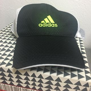 アディダス(adidas)のアディダスほぼ新品キャップ(キャップ)