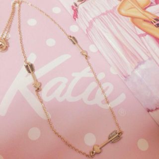 フォーエバートゥエンティーワン(FOREVER 21)のハートの矢ネックレス➸♡(ネックレス)