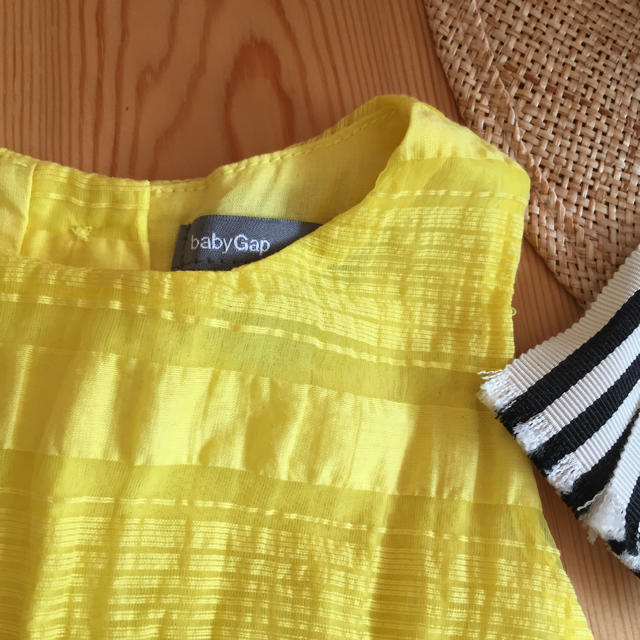 babyGAP(ベビーギャップ)のベビーギャップ baby GAP ワンピース イエロー 黄色 80 キッズ/ベビー/マタニティのベビー服(~85cm)(ワンピース)の商品写真