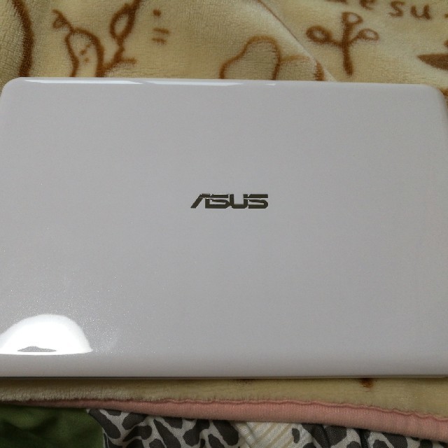 ASUS(エイスース)のASUS E202SA　美品！ スマホ/家電/カメラのPC/タブレット(ノートPC)の商品写真