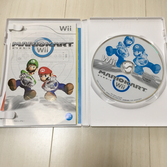 Wii(ウィー)のお得&格安♡wii マリオカートセット エンタメ/ホビーのゲームソフト/ゲーム機本体(家庭用ゲームソフト)の商品写真