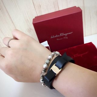 Salvatore Ferragamo - フェラガモ☆ヴァラ Varaレザーリボン ２巻 ...