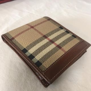 バーバリー(BURBERRY)のBurberry 二つ折り財布(折り財布)