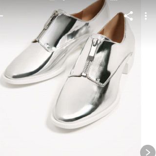 ザラ(ZARA)の新品 ZARA シルバー ブルーチャー オックスフォード(ローファー/革靴)