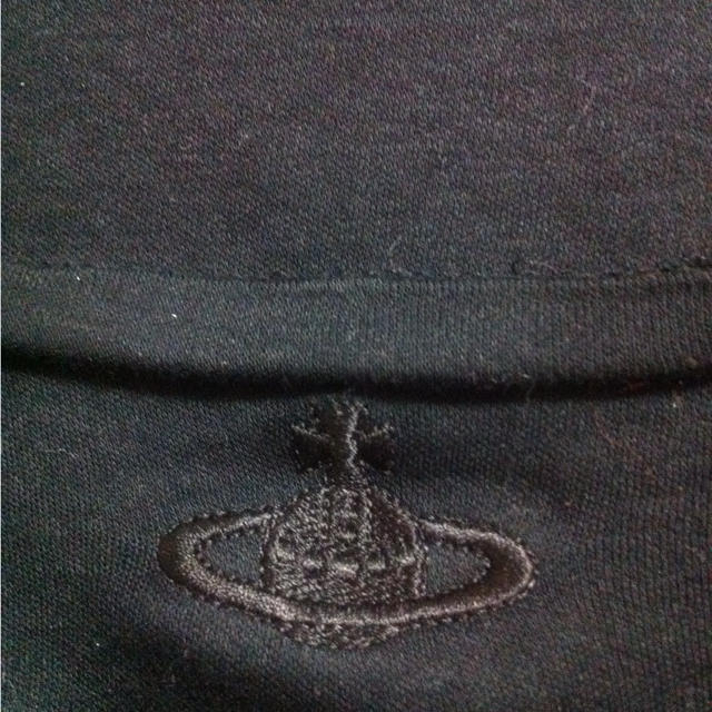 Vivienne Westwood(ヴィヴィアンウエストウッド)のオーブ刺繍7分丈カットソー レディースのトップス(Tシャツ(長袖/七分))の商品写真