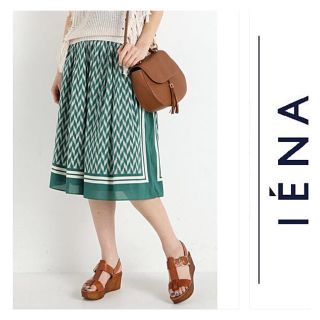 スローブイエナ(SLOBE IENA)の85%OFF‼️【新品】定価1.4万【IENAイエナ】パネル フレアスカート/緑(ひざ丈スカート)