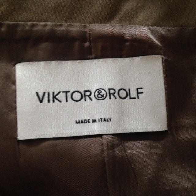 VIKTOR&ROLF(ヴィクターアンドロルフ)のVIKTOR&ROLF tight skirt 38 レディースのスカート(ひざ丈スカート)の商品写真
