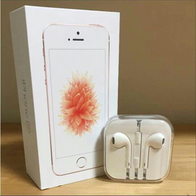 Apple(アップル)のiphone イヤホン スマホ/家電/カメラのオーディオ機器(ヘッドフォン/イヤフォン)の商品写真