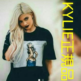 カイリーコスメティックス(Kylie Cosmetics)のL正規品 kyliejenner　cheeks t tシャツ　カイリージェンナー(Tシャツ(半袖/袖なし))