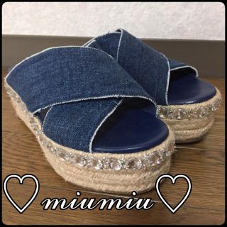 ミュウミュウ(miumiu)のぽむりな様専用♡miumiu♡デニムウェッジソールサンダル✱36(サンダル)