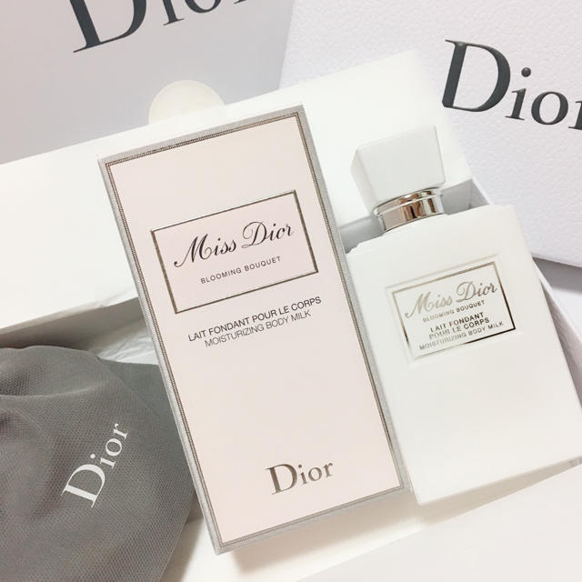 Dior(ディオール)のはなさん専用 Dior ボディローション コスメ/美容のボディケア(ボディローション/ミルク)の商品写真