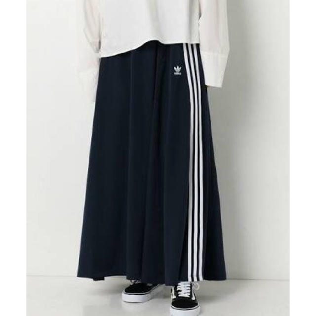 adidas(アディダス)の大人気完売商品！adidasロングスカート レディースのスカート(ロングスカート)の商品写真