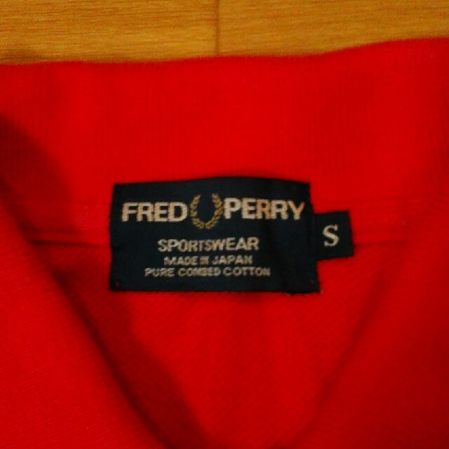 FRED PERRY(フレッドペリー)の【比較的美品】FRED PERRYポロシャツ(ピンク)　※サイズS メンズのトップス(ポロシャツ)の商品写真
