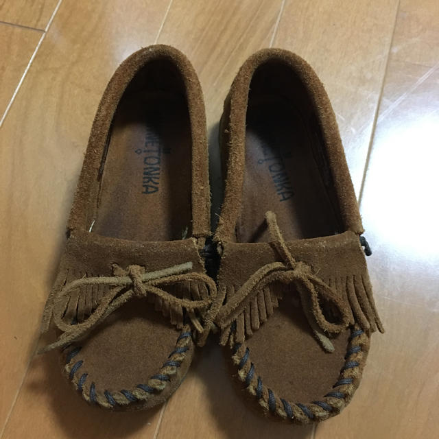 Minnetonka(ミネトンカ)のMINNETONKA ミネトンカ キッズ/ベビー/マタニティのキッズ靴/シューズ(15cm~)(その他)の商品写真