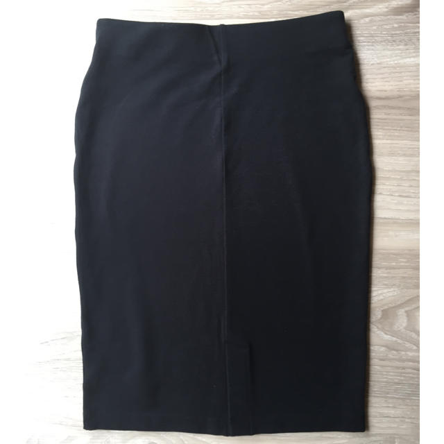 UNIQLO(ユニクロ)のタイトスカート レディースのスカート(ひざ丈スカート)の商品写真