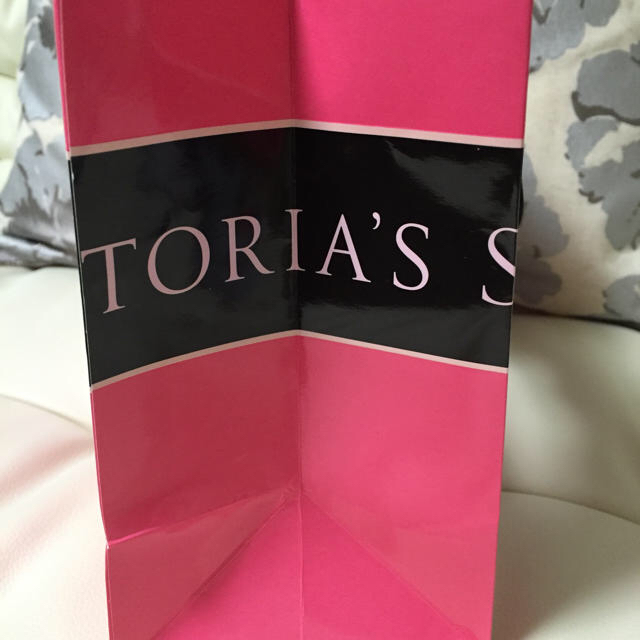 Victoria's Secret(ヴィクトリアズシークレット)の専用出品です。1枚💗ヴィクトリアシークレット💗ギフトショッパー新品 レディースのバッグ(ショップ袋)の商品写真