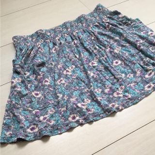 フォーエバートゥエンティーワン(FOREVER 21)のforever21 フォーエバー21 レトロ 花柄 ミニスカート(ミニスカート)