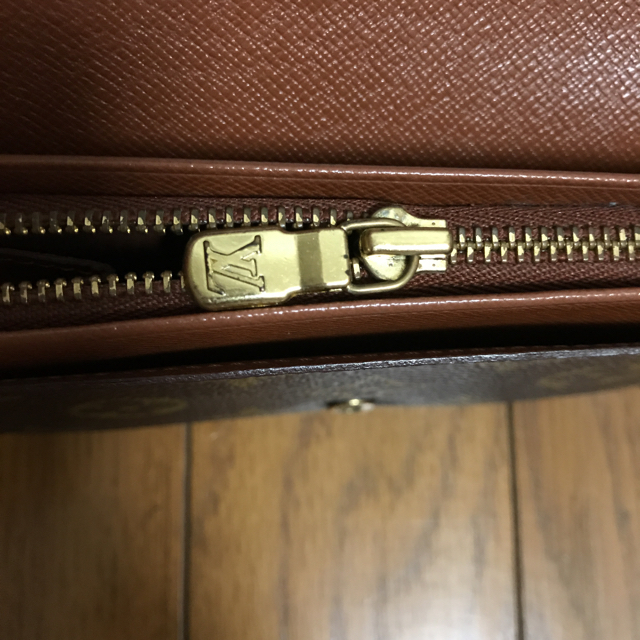 LOUIS VUITTON(ルイヴィトン)の【うさこ様  専用】LOUIS VOUITTON 財布 レディースのファッション小物(財布)の商品写真