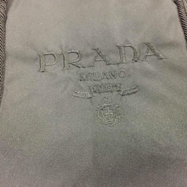PRADA プラダロゴ刺繍ナイロンハンドバッグ