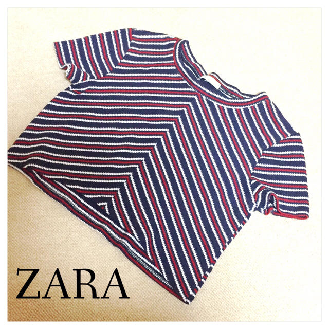 ZARA(ザラ)の【ZARA】トップス (Sサイズ) レディースのトップス(Tシャツ(半袖/袖なし))の商品写真