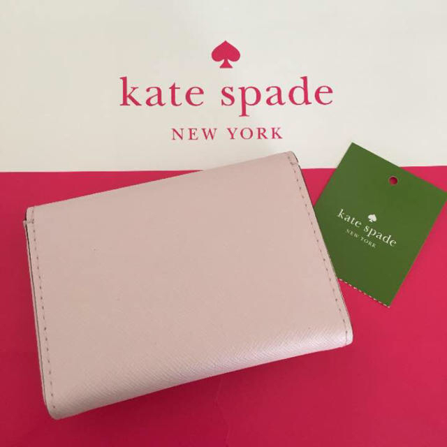 kate spade new york(ケイトスペードニューヨーク)のチャルシュ様専用【新品】ケイトスペード カードケース ピンク レディースのファッション小物(名刺入れ/定期入れ)の商品写真