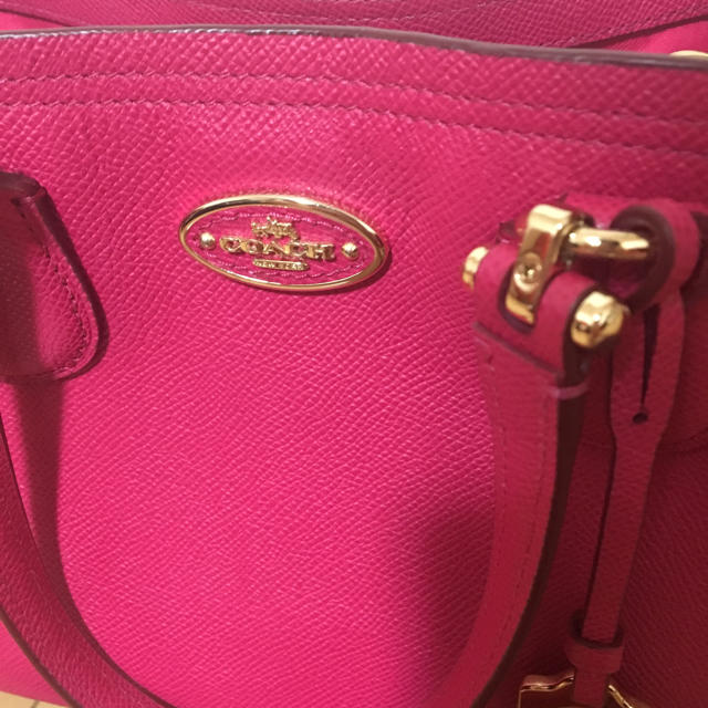 COACH(コーチ)のcoach ピンク2wayバック レディースのバッグ(ハンドバッグ)の商品写真