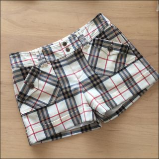 バーバリー(BURBERRY)のお値下げ！【美品】バーバリー ショートパンツ 38(ショートパンツ)