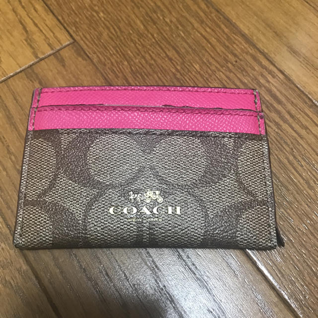 COACH(コーチ)のCOACH  パスケース レディースのファッション小物(名刺入れ/定期入れ)の商品写真