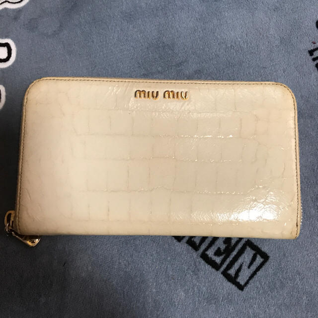 miumiu(ミュウミュウ)のベリー様専用☻ レディースのファッション小物(財布)の商品写真