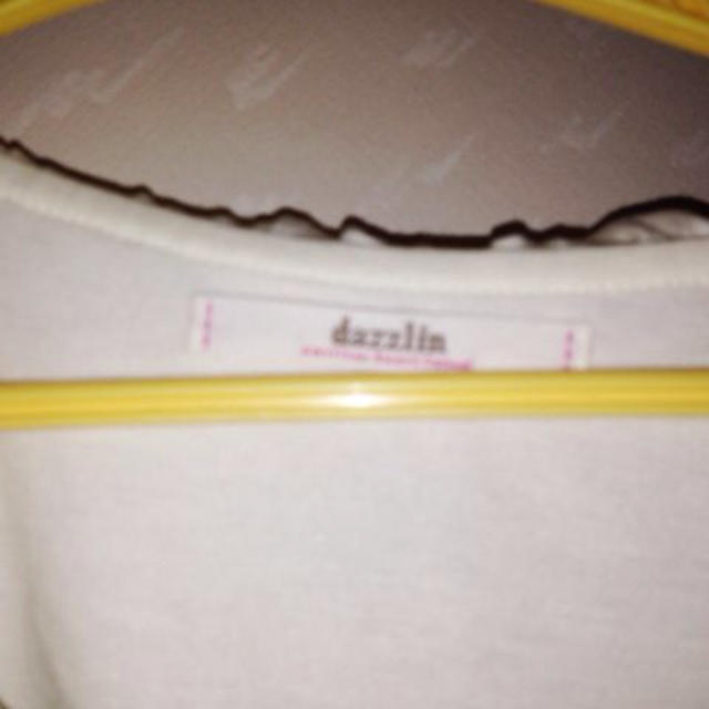 dazzlin(ダズリン)のDazzlin今季フリルカットソー レディースのトップス(カットソー(半袖/袖なし))の商品写真