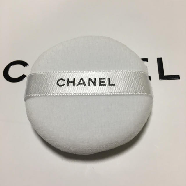 CHANEL(シャネル)のCHANEL パフ コスメ/美容のベースメイク/化粧品(その他)の商品写真