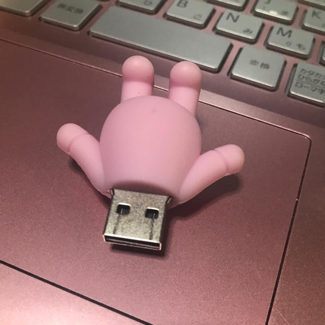 Samantha Thavasa(サマンサタバサ)のサマンサUSB スマホ/家電/カメラのPC/タブレット(その他)の商品写真