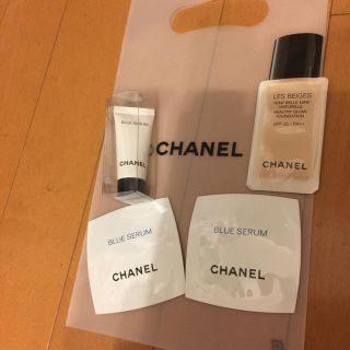 シャネル(CHANEL)のCHANELブルーセラム美容液レベージュblueserum2800円分ショッパー(美容液)