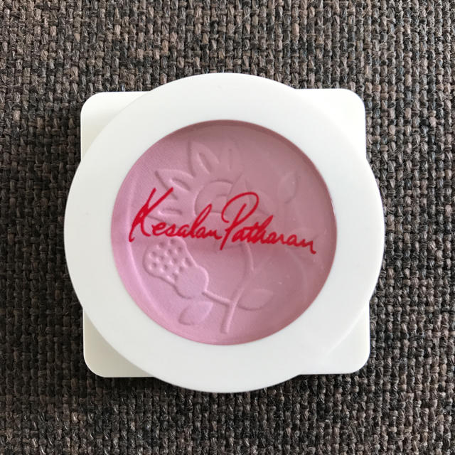 KesalanPatharan(ケサランパサラン)のケサランパサラン フェイスカラーN 004 コスメ/美容のベースメイク/化粧品(フェイスカラー)の商品写真