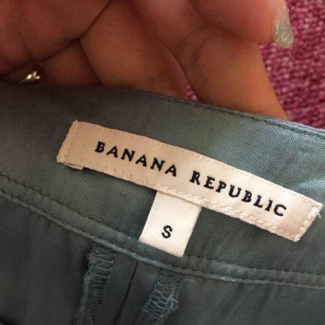 Banana Republic(バナナリパブリック)の★最終お値下げ★バナナリパブリック グリーンとろみワンピース レディースのワンピース(ひざ丈ワンピース)の商品写真