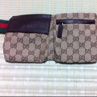 グッチ(Gucci)のGUCCI ウエストポーチ(ボディバッグ/ウエストポーチ)