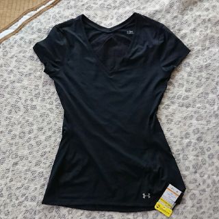 アンダーアーマー(UNDER ARMOUR)の【新品タグ付★アンダーアーマー】UVカット★ランニング／フィットネスTシャツ(Tシャツ(半袖/袖なし))