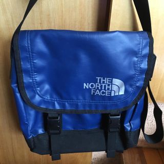 ザノースフェイス(THE NORTH FACE)の早い者勝ち！値下げノースフェイス ショルダー ネイビー(ショルダーバッグ)