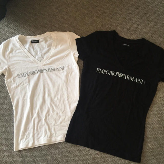 Emporio Armani(エンポリオアルマーニ)のなにんちゅう様エンポリオアルマーニ 白黒 レディースのトップス(Tシャツ(半袖/袖なし))の商品写真
