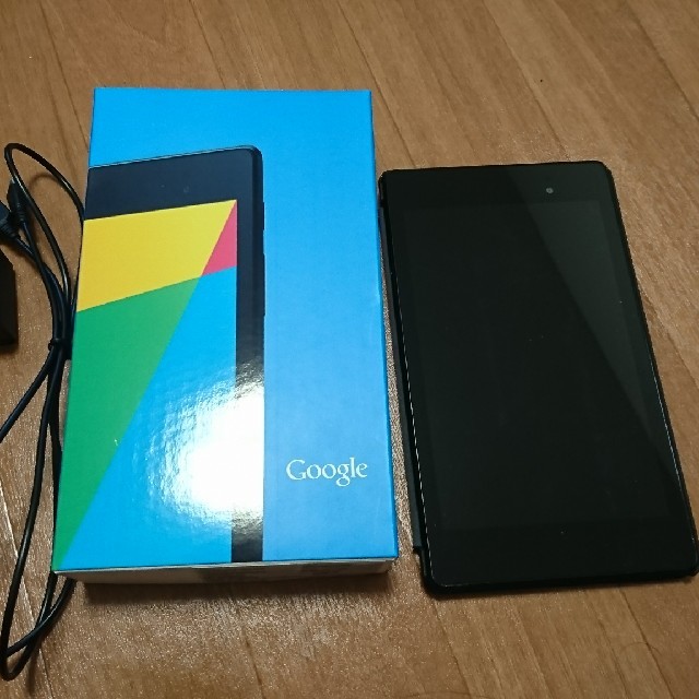 NEXUS7(ネクサス7)の中古品 Nexus7 タブレット 2013 LTE 16GB simフリー  スマホ/家電/カメラのPC/タブレット(タブレット)の商品写真