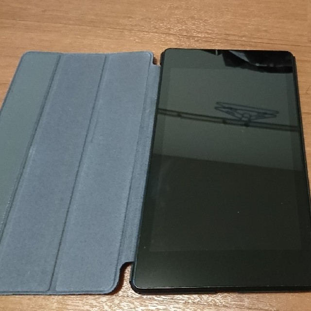 NEXUS7(ネクサス7)の中古品 Nexus7 タブレット 2013 LTE 16GB simフリー  スマホ/家電/カメラのPC/タブレット(タブレット)の商品写真