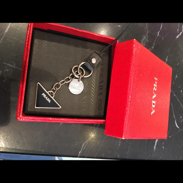 PRADA(プラダ)のプラダ ストラップ 未使用 レディースのファッション小物(キーホルダー)の商品写真