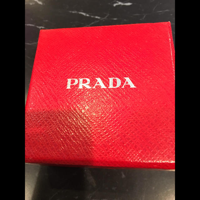 PRADA(プラダ)のプラダ ストラップ 未使用 レディースのファッション小物(キーホルダー)の商品写真