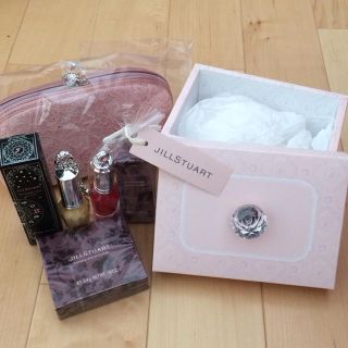 ジルスチュアート(JILLSTUART)の♡新品未使用ジルスチュアートセット♡(コフレ/メイクアップセット)