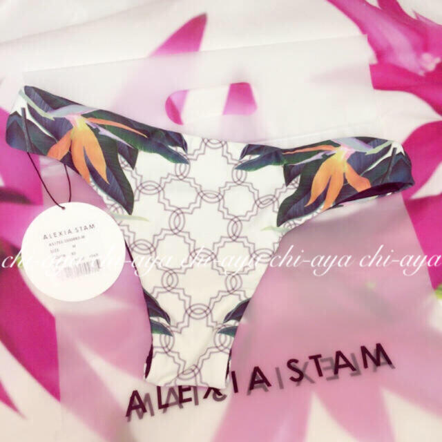 ALEXIA STAM 新品 未使用 ボトムスMサイズのみ