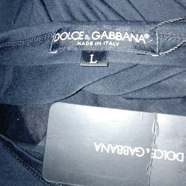 DOLCE&GABBANA(ドルチェアンドガッバーナ)のﾄﾞﾙﾁｪ&ｶﾞｯﾊﾞｰﾅDOLCE&GABBANATｼｬﾂ黒Lｱﾘ メンズのトップス(Tシャツ/カットソー(半袖/袖なし))の商品写真