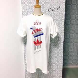 【美品】シルバーラメadidasデザインTシャツ(Tシャツ(半袖/袖なし))